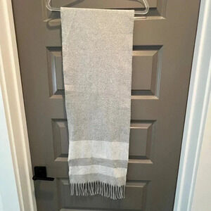 Scarf Grey and White Soft Fabric One Size